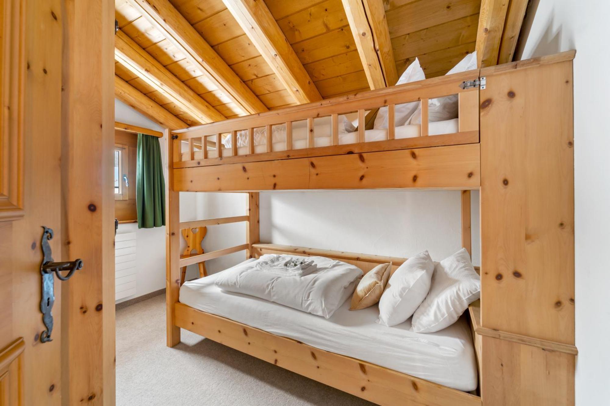 Chalet St Moritz Madulain 外观 照片